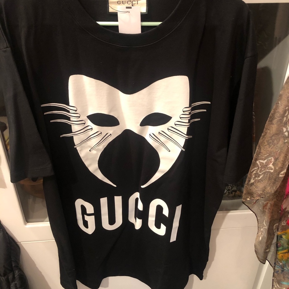 Gucci 2xl brand new never worn with tags
